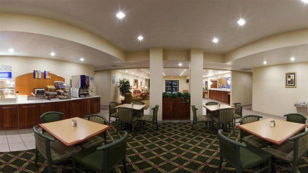 Holiday Inn Express Hotel & Suites Elkins By Ihg Zewnętrze zdjęcie