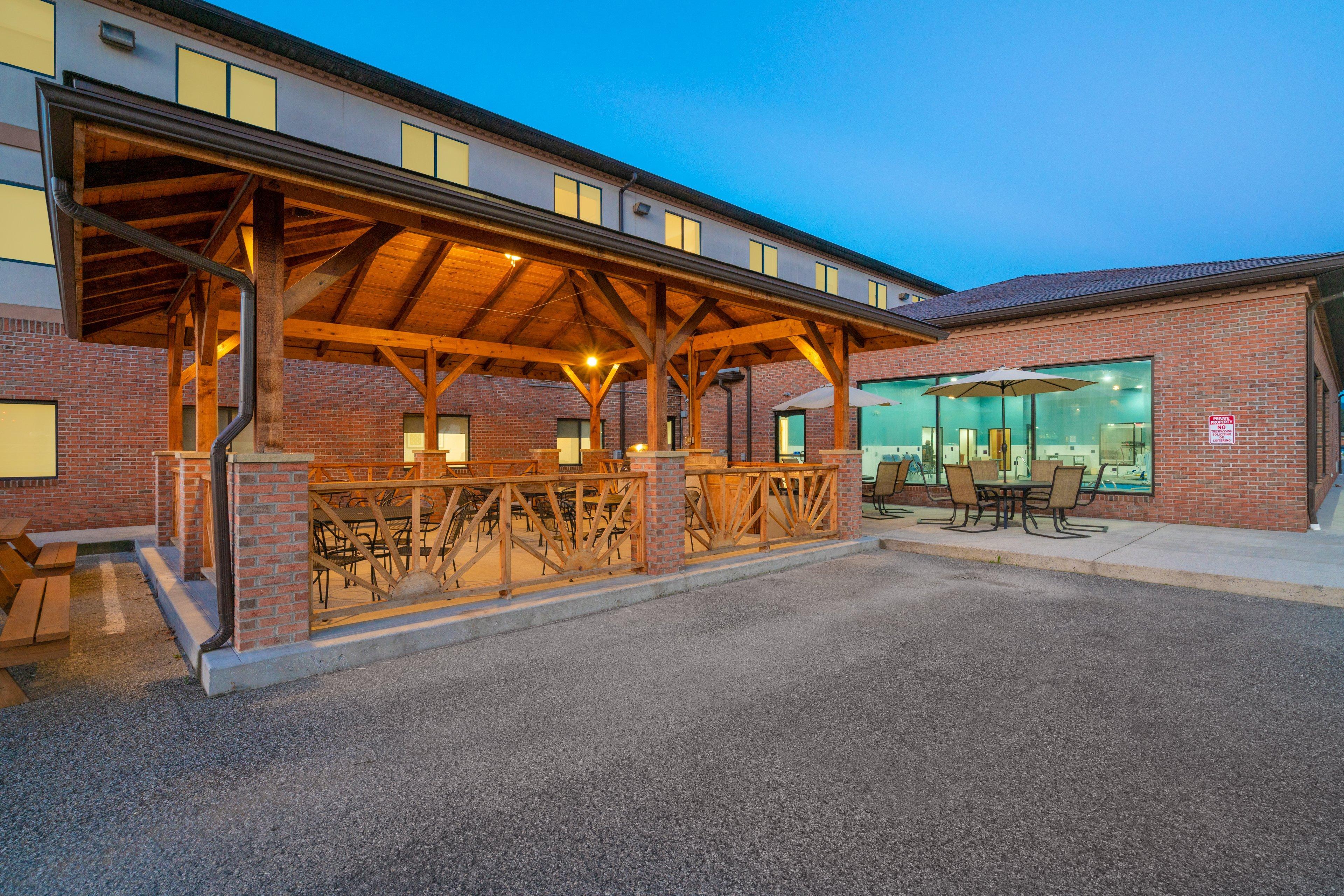 Holiday Inn Express Hotel & Suites Elkins By Ihg Zewnętrze zdjęcie
