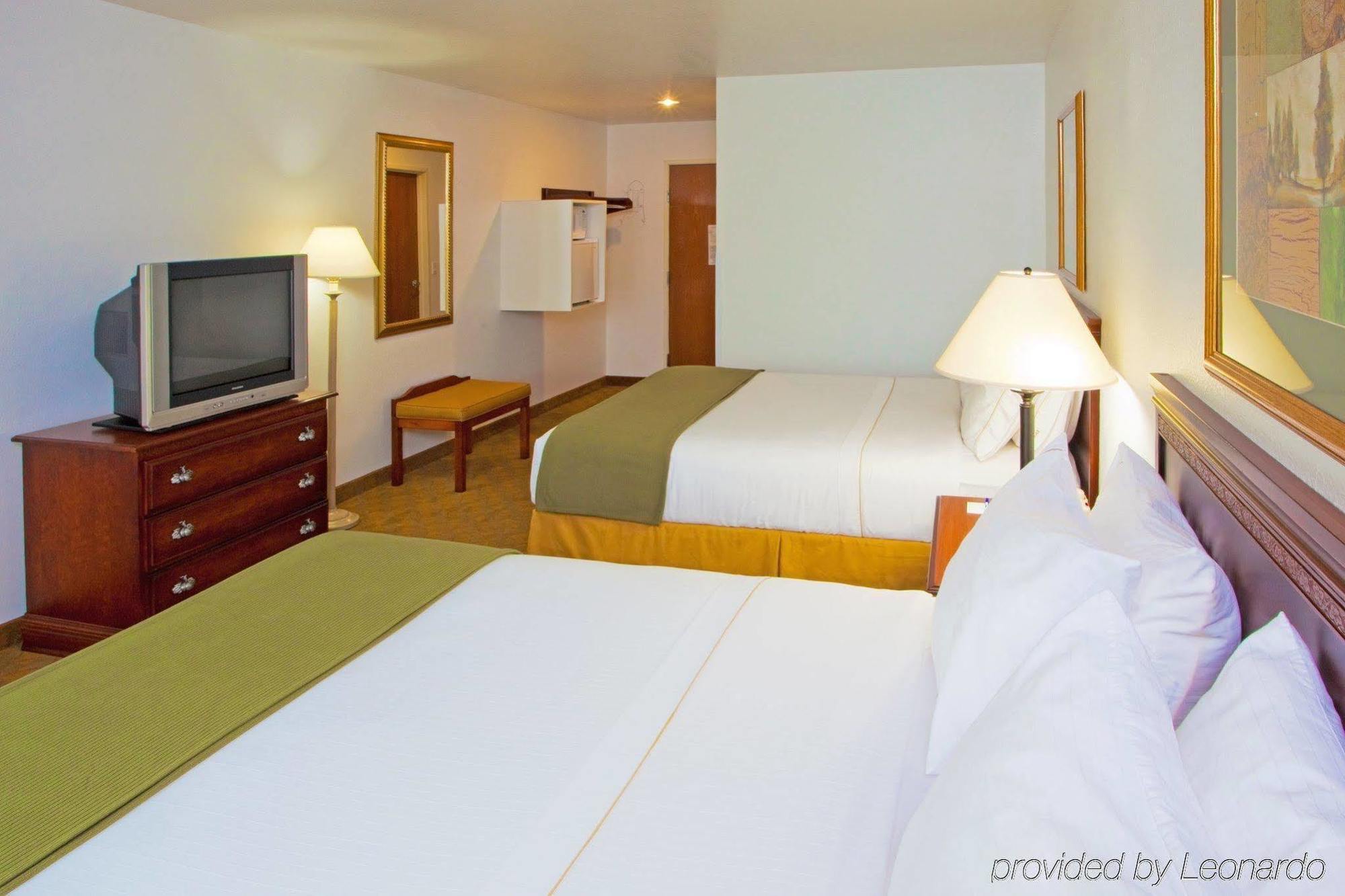 Holiday Inn Express Hotel & Suites Elkins By Ihg Pokój zdjęcie