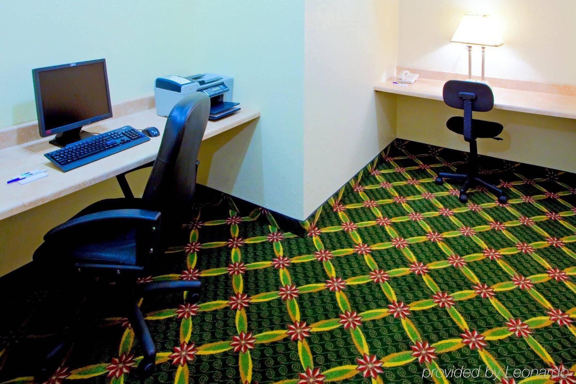 Holiday Inn Express Hotel & Suites Elkins By Ihg Zewnętrze zdjęcie