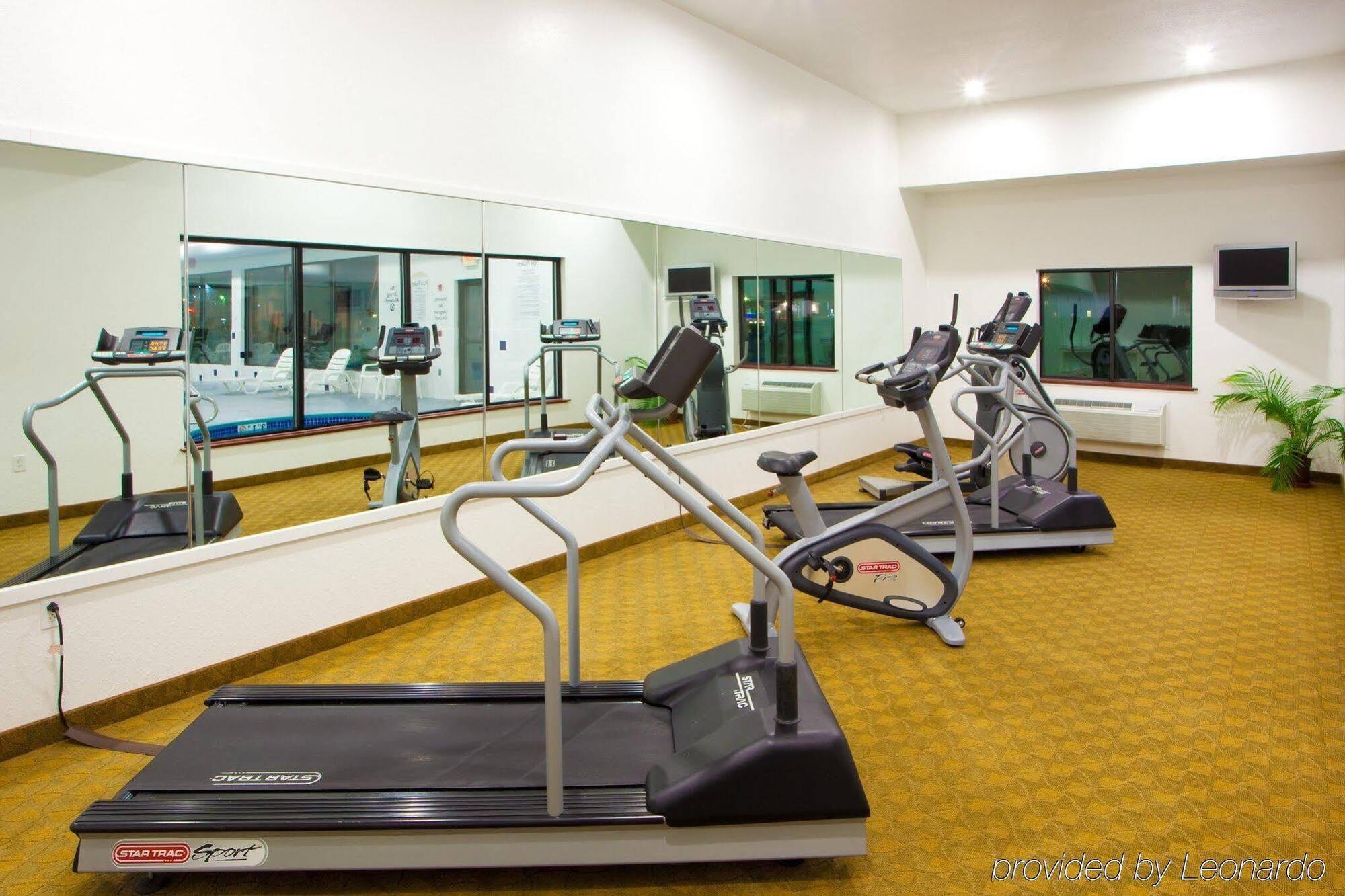 Holiday Inn Express Hotel & Suites Elkins By Ihg Zewnętrze zdjęcie